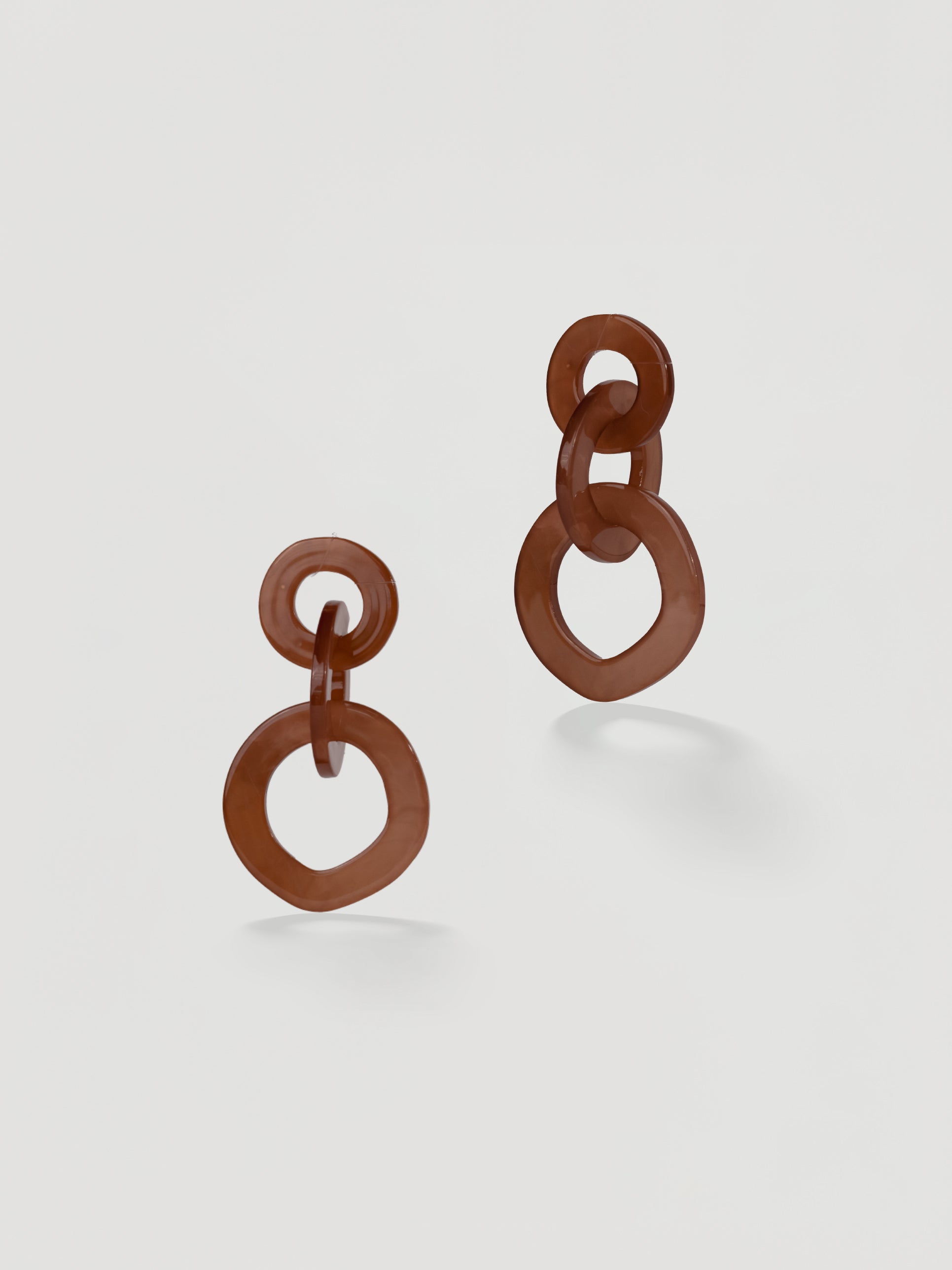 Retro Caramel Resin Chain Link Drop Earrings