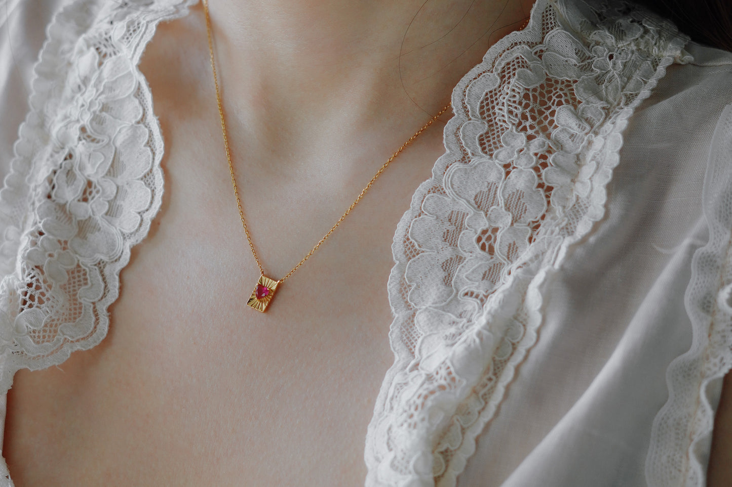 Romantic Gold Heart Tag Pendant Necklace
